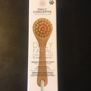 Daily Concepts Daily Facial Brush- new!